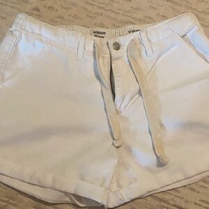 Kensie Women's Off-White Cargo Shorts